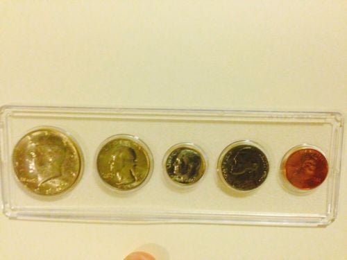 1980 Birth Year Set In Case 5 Uncirc Coins! Fantastic Collector Item or Memento - US CoinSpot